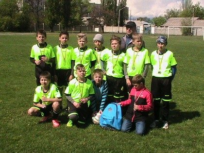 dyssh_krasniy_liman_-_serebryniy_prizer_turnira_na_priz_kozshaniy_mych-9011715